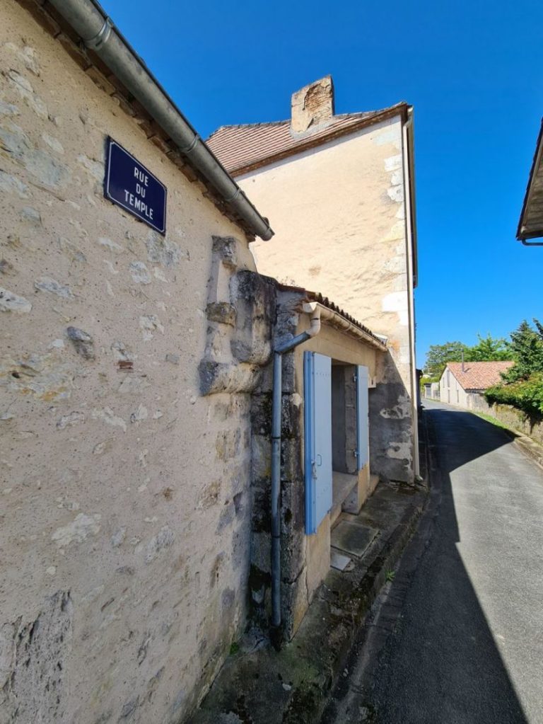 Le Guide du LotetGaronne donne l’envie de visiter le village La